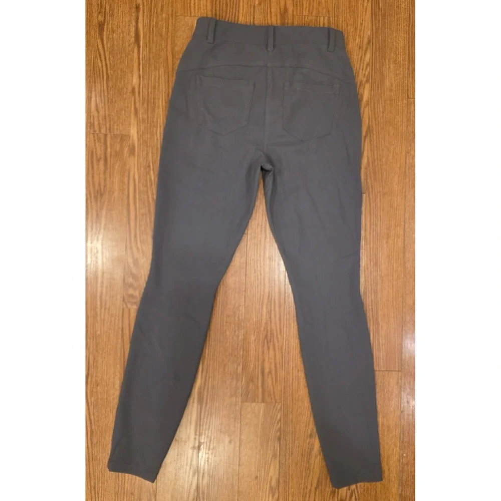 lululemon athletica this pair